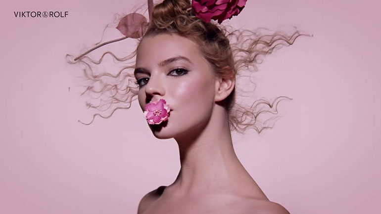 Anya Taylor-Joy: Όλα όσα πρέπει να γνωρίζουμε για την πρωταγωνίστρια του Queen’s Gambit